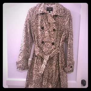 Leopard trench coat (cheetah, animal) Mad Men
